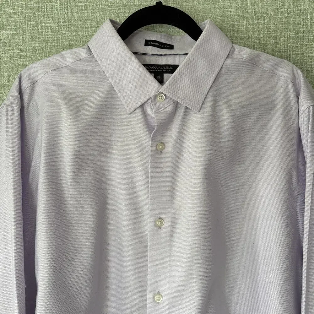Banana Republic Shirt Mens XL Light Purple Button Up Standard Fit Long Sleeve